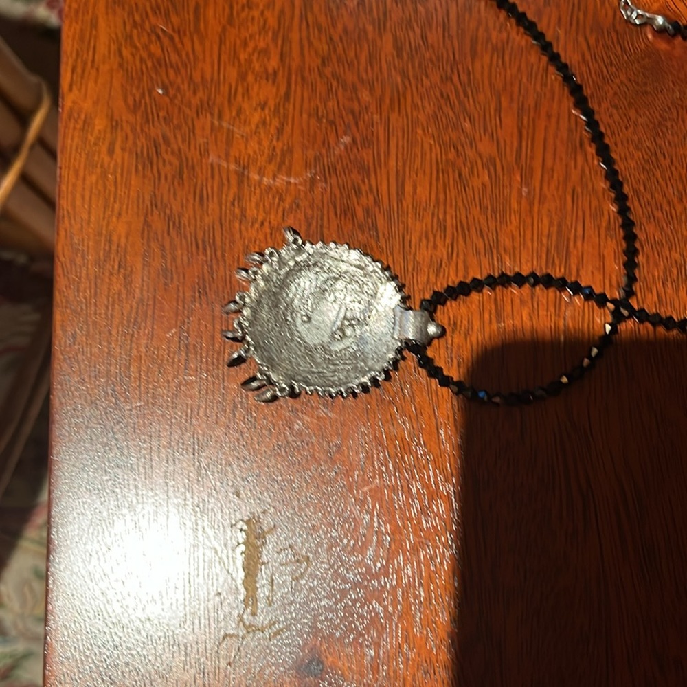 Yoni Z Black and Silver Pendant - Picture 3 of 6